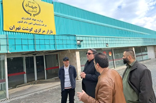 بازدید سرزده عضو هیأت مدیره شرکت از مجموعه سردخانه و انبار سرپوشیده تهرانپارس-img